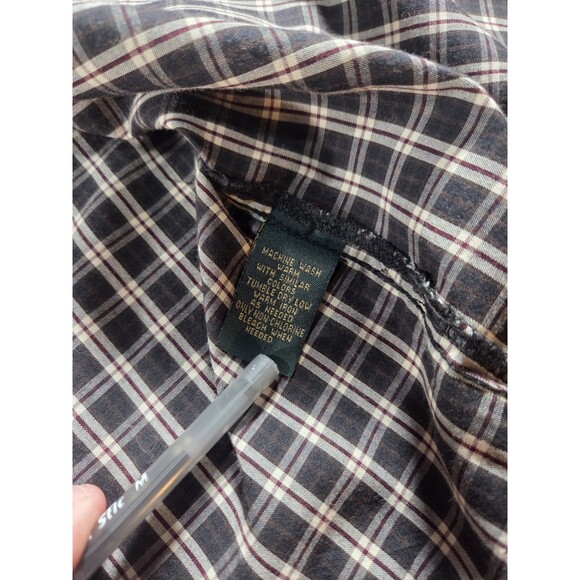 Duck Head Button Down Shirt Men's M Wrinkle Free Plaid Black Red Long Sleeve - Picture 3 of 5